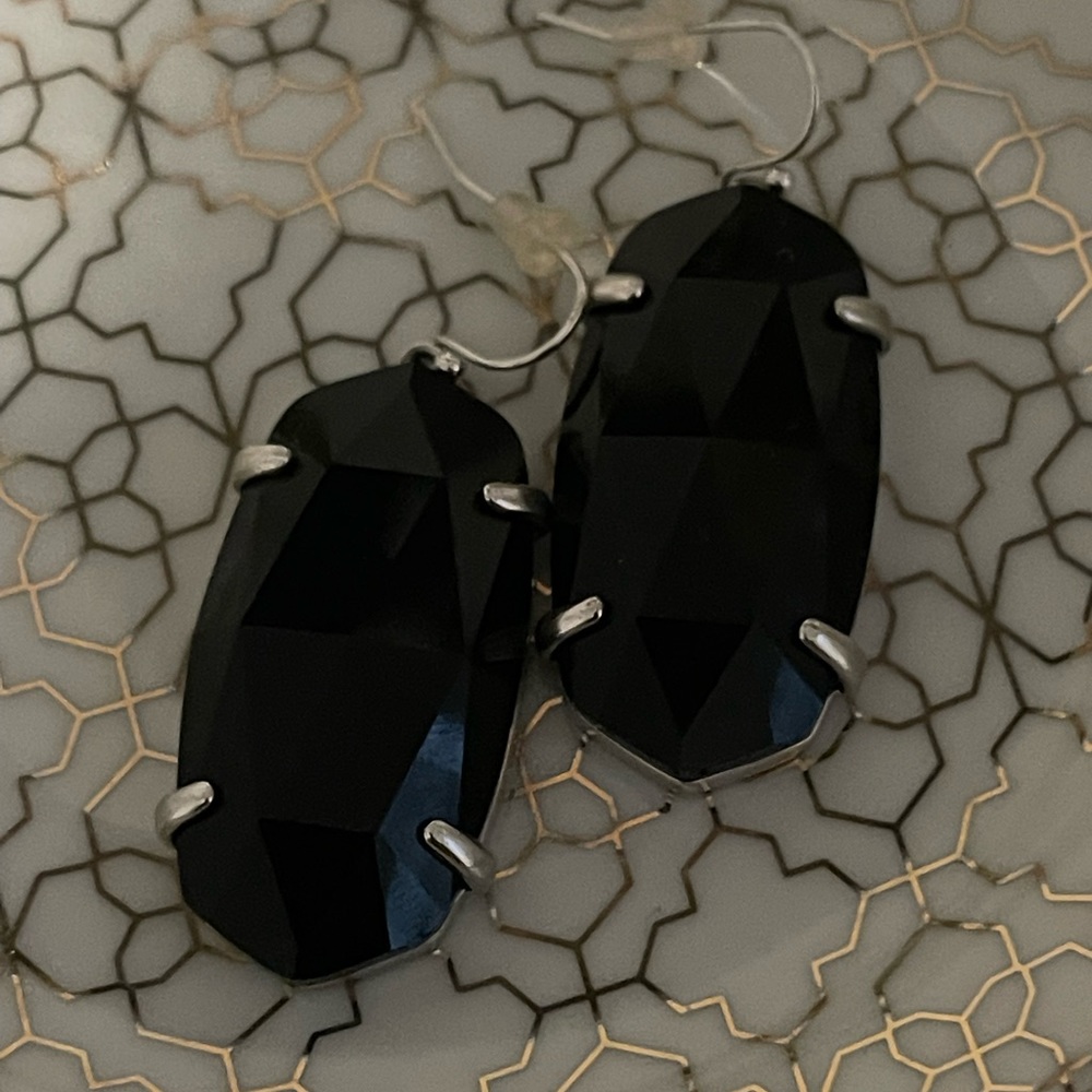 Kendra Scott: Faceted Elle Silver Drop Earrings in Black